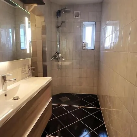 דירה Superb And Central Place! Airb&b Favorite ברגן