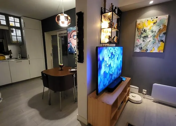 Superb And Central Place! Airb&b Favorite Apartment