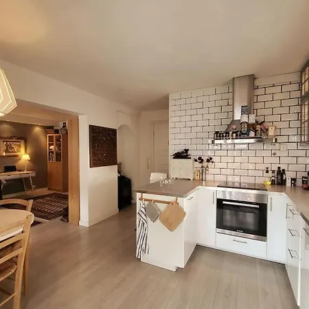 Superb And Central Place! Airb&b Favorite Apartment